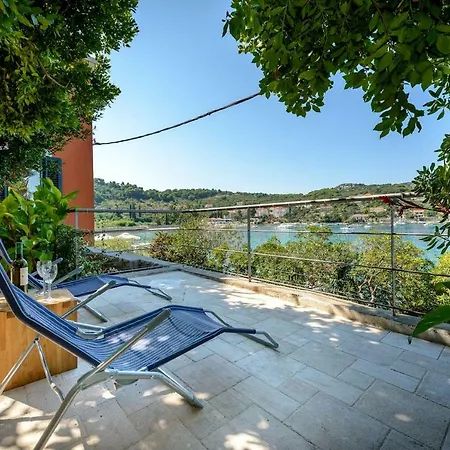 Apartment Esperanza *