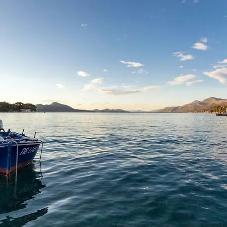 Apartment Esperanza Donje Celo